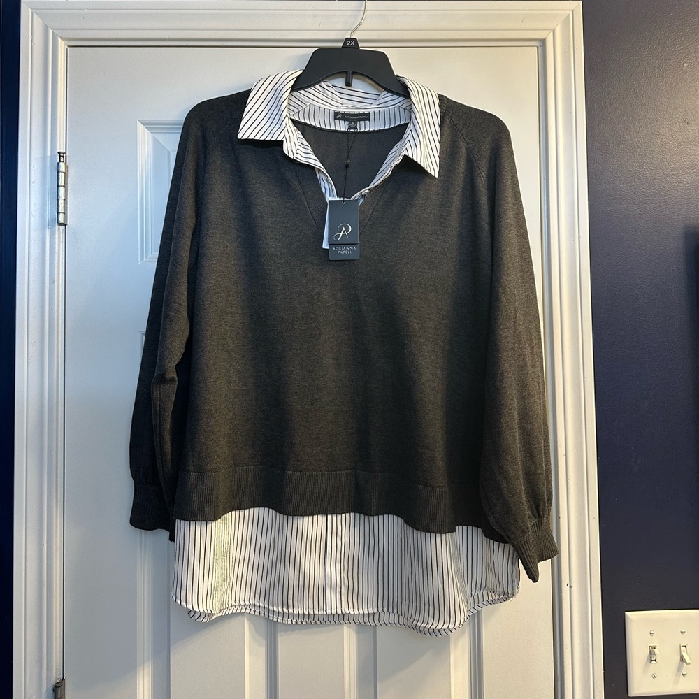Adrianna Papell Black V-Neck Top